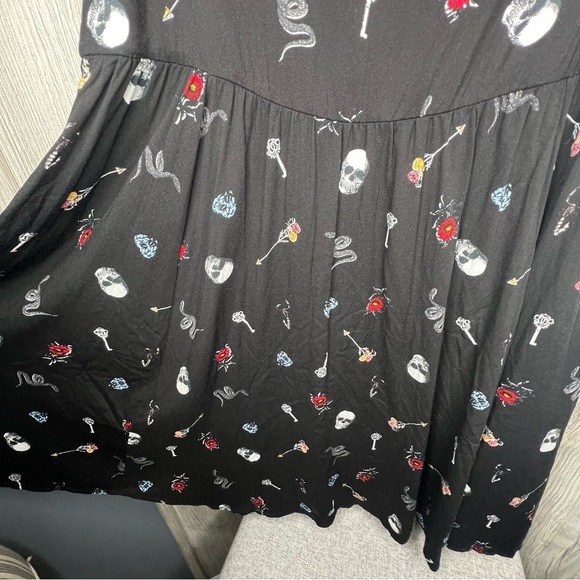 Torrid Skull Floral Snake Chills Cold Shoulder Mini Dress - Picture 4 of 9